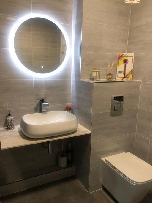 Apartment Royal Mile Famous Canongate Flat Edinburgh